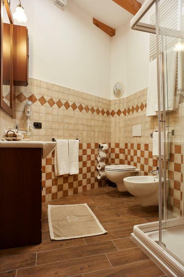 B&B Castel Montorio Verona Luaran gambar